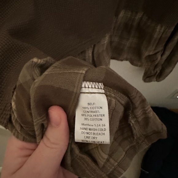 Women’s thermal/ plaid long sleeve shirt - Picture 5 of 5